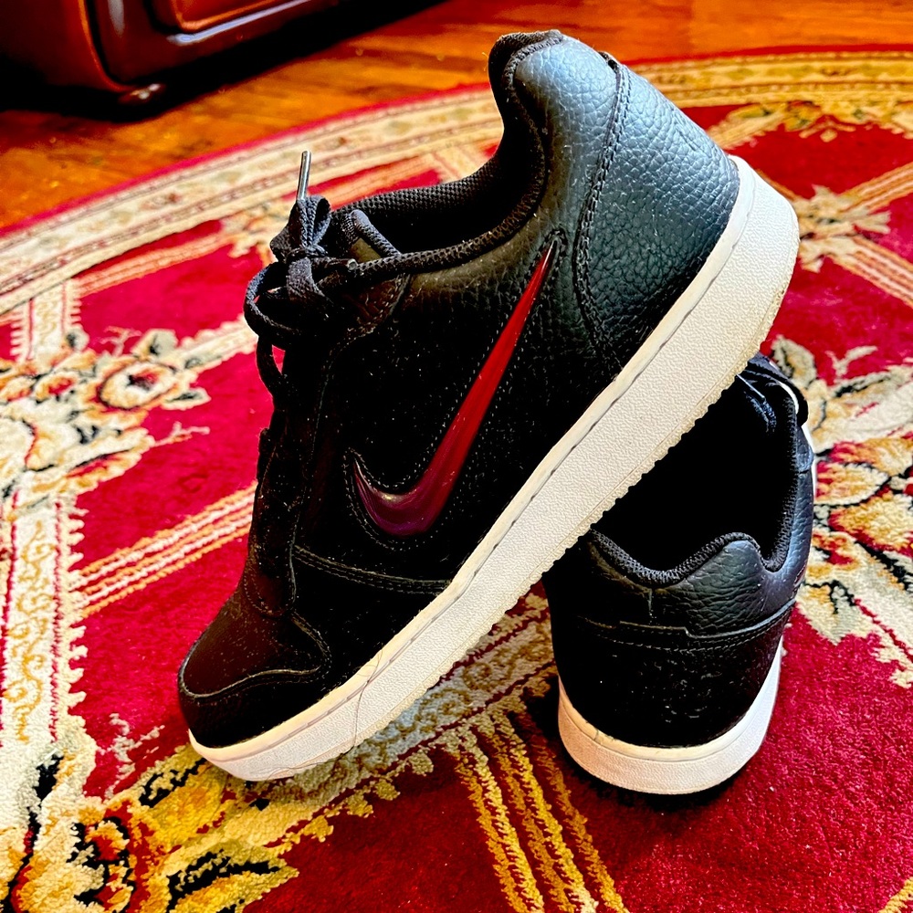 Mens Nike Air Casual Sneakers with rare purple check
